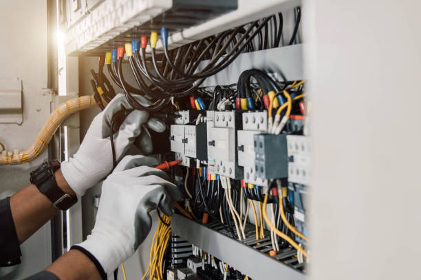 Best Licensed Electrician  in Edna, TX